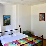 ホステル Montino Coliving オッジェッビオ
