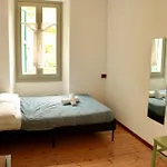 Montino Coliving ホステル