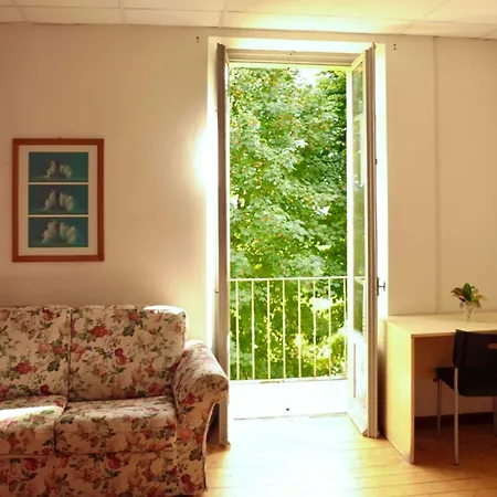 Montino Coliving Vandrerhjem *