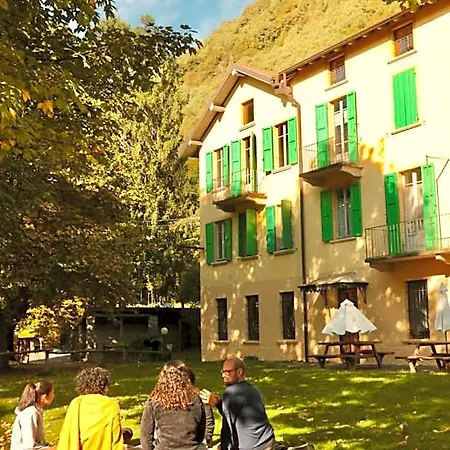 Montino Coliving Hostal *