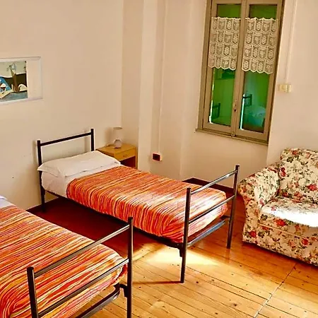 Montino Coliving Hostal Oggebbio
