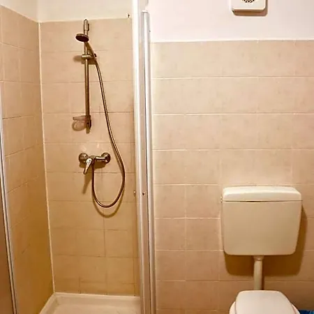Montino Coliving Hostal Oggebbio