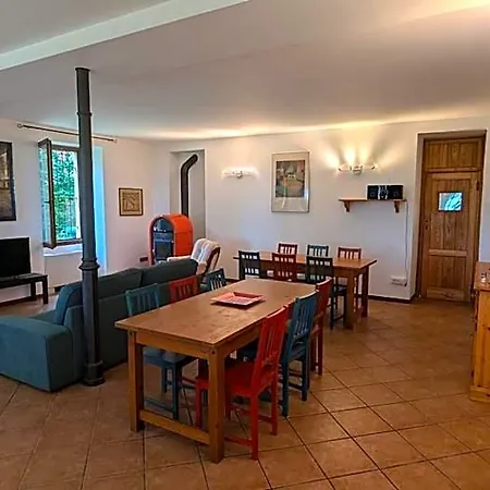 Montino Coliving Hostal Oggebbio