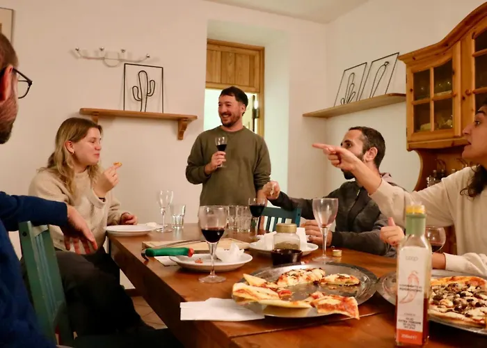 Montino Coliving Ostello *